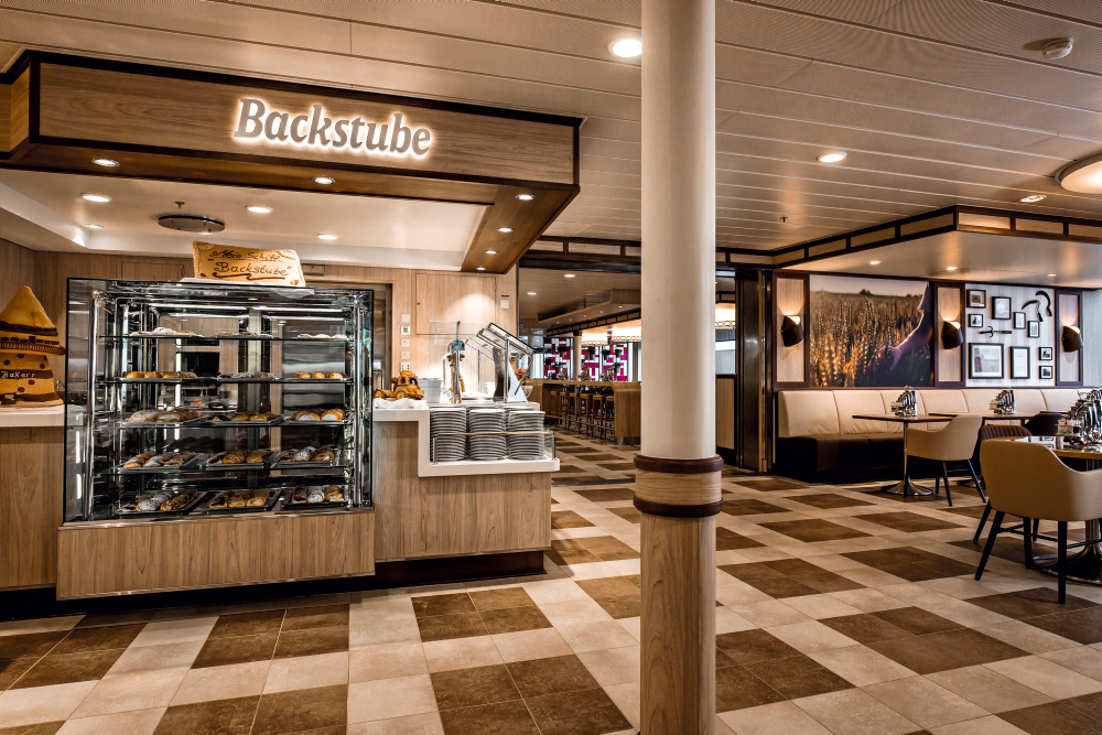 Backstube - Mein Schiff 4